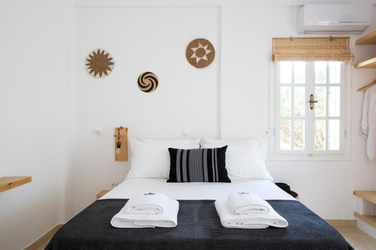 Paros King Aparthotel Aliki  Exterior photo