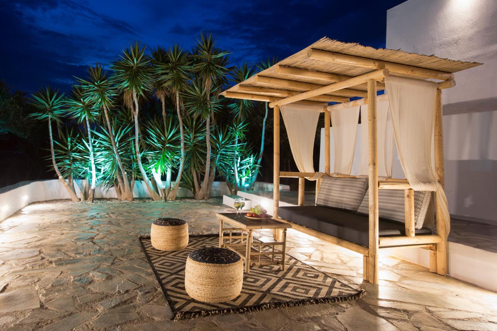 Paros King Aparthotel Aliki  Exterior photo