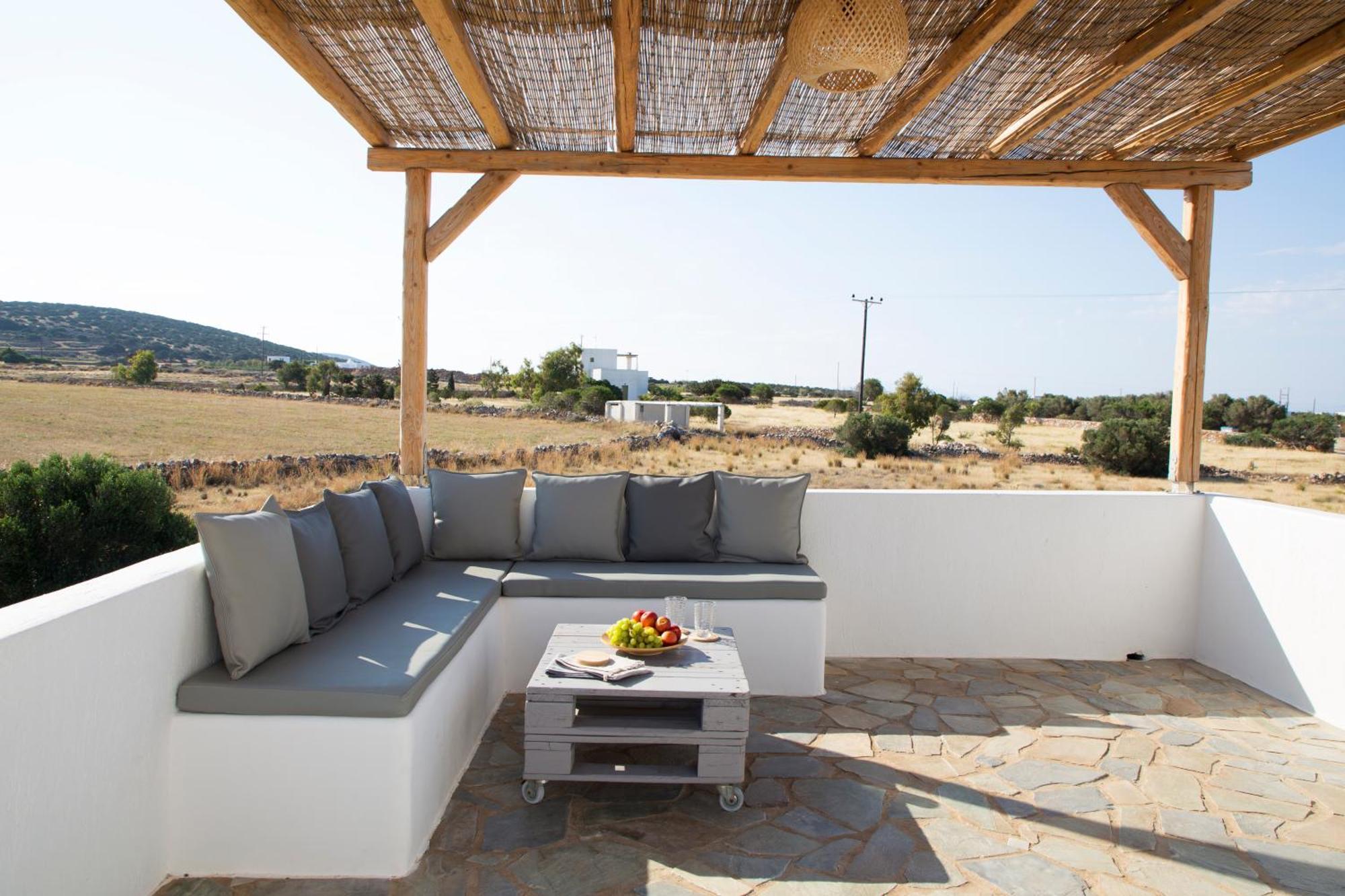 Paros King Aparthotel Aliki  Exterior photo