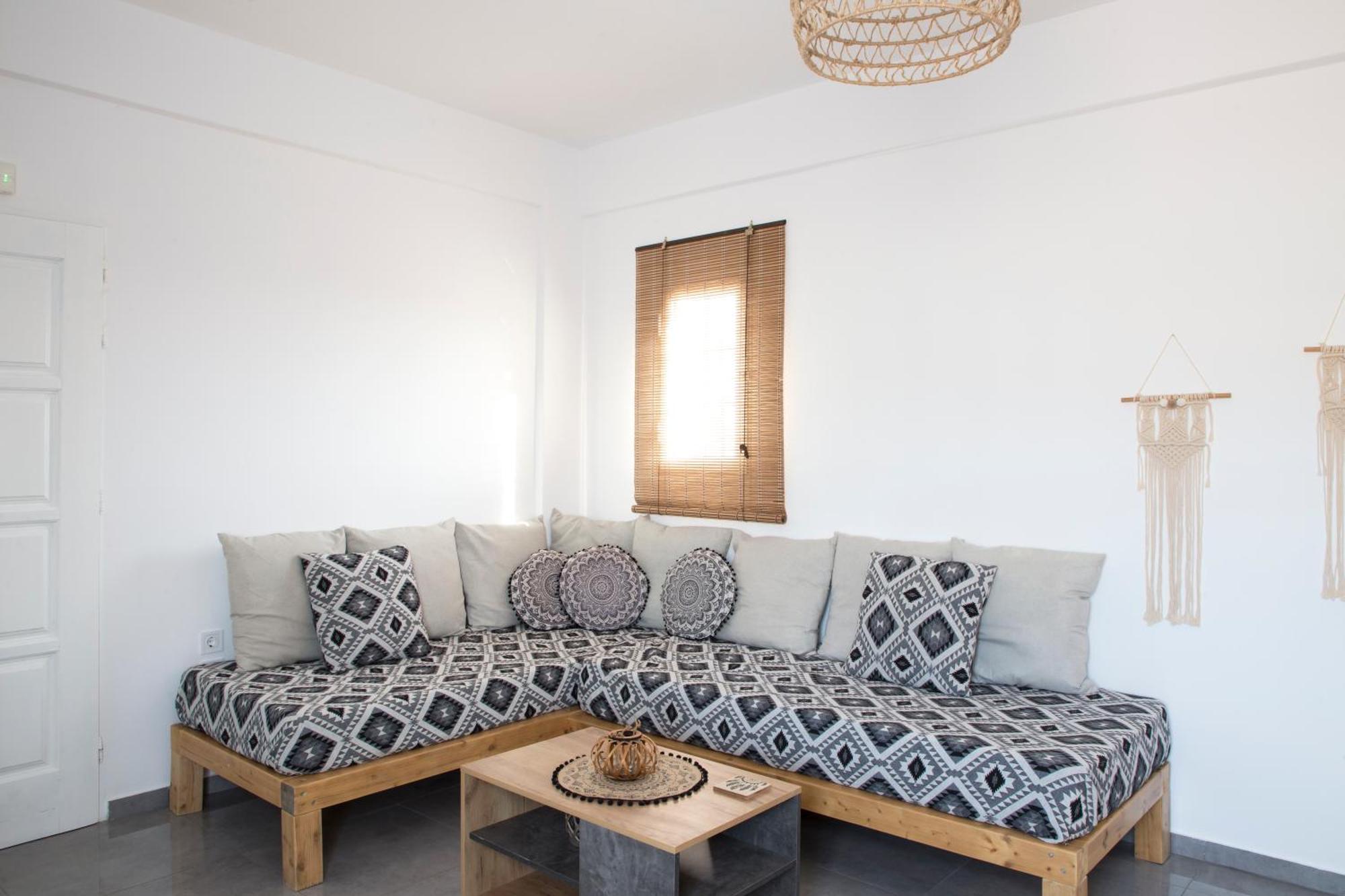 Paros King Aparthotel Aliki  Exterior photo